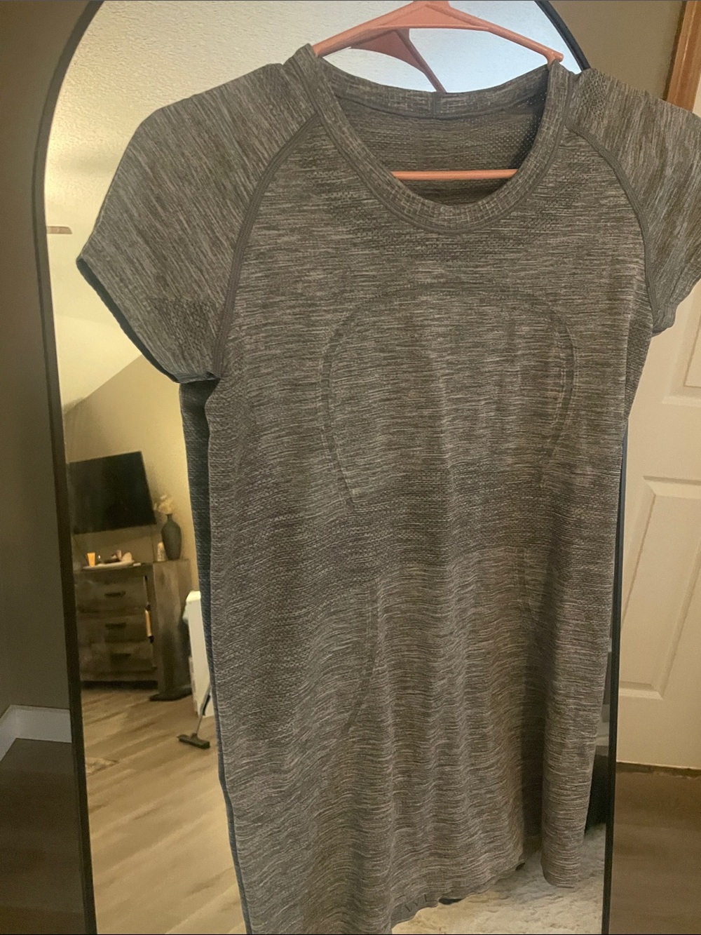 Lululemon grey shirt